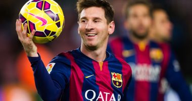 Stire din Monden : Fotbal: Messi a lansat o colecție de îmbrăcăminte inspirată din viața sa