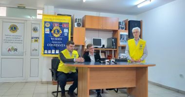 Stire din Social : Tehnologie modernă pentru a ușura accesul la informații pentru nevăzători