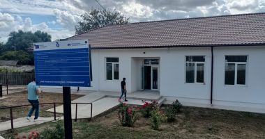 Stire din Politică-Administrație : Primăria Lipniţa reabilitează şcoala din satul Canlia