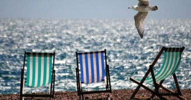 Stire din Social : Atmosferă grecească pe litoralul românesc. Cât costă o cameră la o pensiune cu specific mediteranean