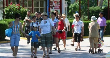 Stire din Economie : Câți turiști am avut anul acesta pe litoral