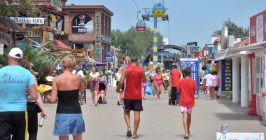 Stire din Social : Vreme frumoasă și caldă, în week-end, pe litoral
