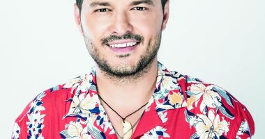 Stire din Diverse : Liviu Vârciu și gașca de băieți, o săptămână pe catamaran