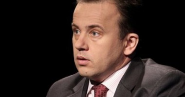 Stire din Economie : Liviu Pop: O nouă rectificare bugetară va fi făcută în această lună. Vor fi alocați bani pentru reîntregirea salariilor bugetarilor începând cu 1 decembrie