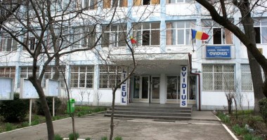 Stire din Cultură-Educație : Concursuri de economie la Liceul Teoretic "Ovidius"