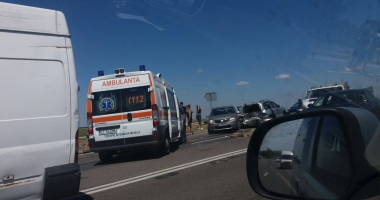 GALERIE FOTO. ACCIDENT RUTIER TERIBIL LA CONSTANȚA. ȘOFERI, ATENȚIE! HAOS PE SENSUL OLIMP-MANGALIA! - 3