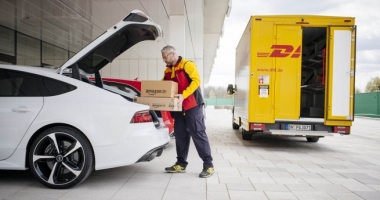 Stire din Tehnologie : Curierii vor putea să descuie locuințele clienților, pentru a livra coletele