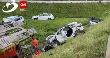 Localnicii s-au trezit cu Dacii Duster pe câmpul din apropierea caselor