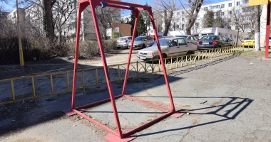 ADIO LOCURI DE JOACĂ MIZERABILE ȘI PERICULOASE, LA CONSTANȚA! Iată lista celor ce intră în lucrări - 3