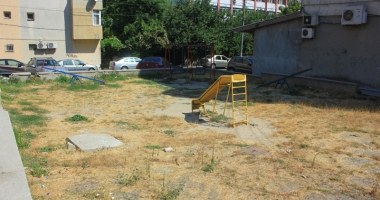 Locurile de joacă din Constanța, periculoase și mizerabile. Când vom deveni un oraș civilizat? - 2