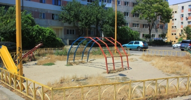 Locurile de joacă din Constanța, periculoase și mizerabile. Când vom deveni un oraș civilizat? - 10