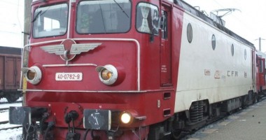 Stire din Eveniment : Tragedie: lovit de o locomotivă în zona Doraly