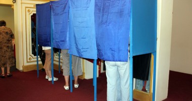 Stire din Politică-Administrație : Locuitorii din comuna Rasova,  așteptați să-și aleagă noul primar
