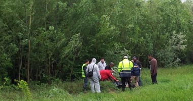 Stire din Eveniment : PROBE NOI ÎN CRIMA DE LA CONSTANȚA /Anchetatorii au găsit poșeta Larei Șaban și mocheta plină de sânge