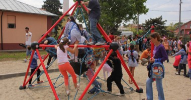 "Bucuria copiilor mă determină să fac mai multe proiecte pentru ei" - 4