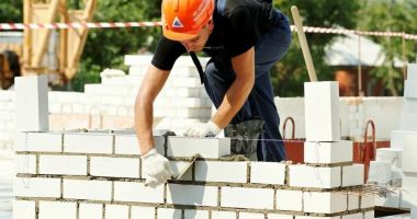 Aproape 19.900 locuri de muncă vacante pentru şomeri