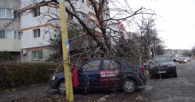 IMAGINILE DEZASTRULUI. Furtuna a făcut ravagii la Constanța - 7