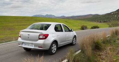 Dacia recheamă în service aproape 2.500 de mașini