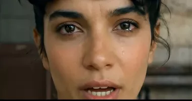 Stire din Cultură-Educație : Scandal în muzica românească. Lolita Cercel, amenințare pentru artiștii reali?