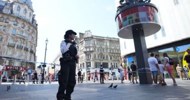 Atac cu cuțitul în centrul Londrei: o fetiță de 11 ani și o femeie au fost înjunghiate