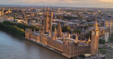 Stire din Social : Destinații de vacanță - Londra, mai tot timpul ploioasă dar întotdeauna spectaculoasă