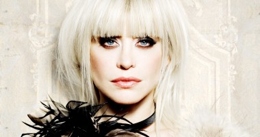 Stire din Cultură-Educație : Loredana, concert incendiar la Casa de Cultură
