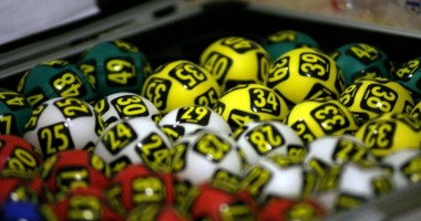 Stire din Social : Marele premiu la jocul Loto 6/49 depășește 26,7 milioane de lei