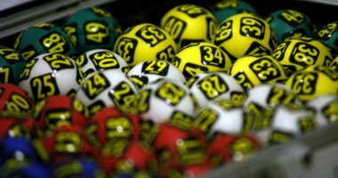 Stire din Social : Loto. Report de peste 1.800.000 lei la 6 din 49