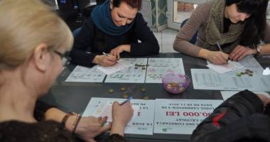 Stire din Social : Report de peste 2,2 milioane euro  la Loto 6 din 49