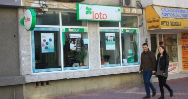 Stire din Social : Premii fabuloase  la tragerile loto de astăzi