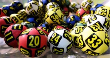 Stire din Social : Report de peste şapte milioane de euro, în weekend, la Loto 6/49