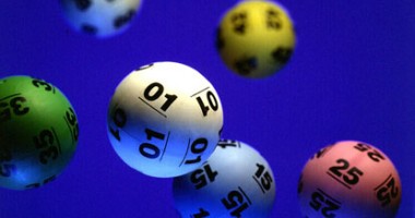 Stire din Social : Premiu de 5,6 milioane de euro la Loto 6/49
