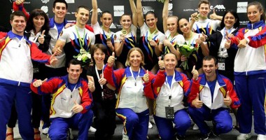 Stire din Sport : Lotul național de gimnastică aerobică, premiat de ministrul Tineretului și Sportului