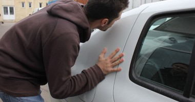 Stire din Economie : De ce constănțenii își iubesc mai mult mașina decât casa
