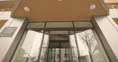 Stire din Sport : LPF: Cluburile din Liga I doresc promovarea FC Rapid pentru recuperarea datoriei și nu falimentul