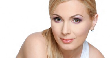 Stire din Diverse : Iată cum și-a "topit" Luana Ibacka grăsimile la malul mării