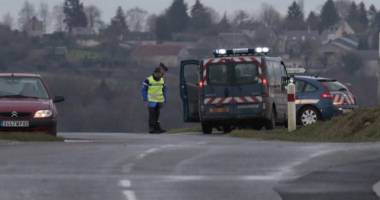 Update. TEROAREA CONTINUĂ ÎN FRANȚA / Suspecții de la Charlie Hebdo au luat ostatici într-o tipografie. Teroriștii dețin un LANSATOR DE RACHETE - 2
