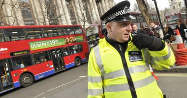 Stire din Actualitate : Sub teroare! Luare  de ostatici la Londra