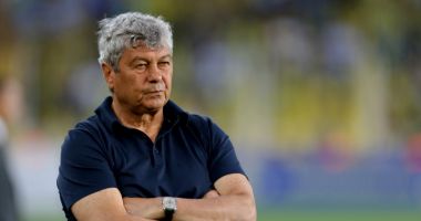 Stire din Sport : Mircea Lucescu pregăteşte o schimbare surpriză la echipa naţională a României
