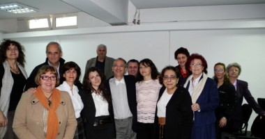 Stire din Cultură-Educație : Pianistul Luchian Alexandrescu, 60 de ani de viață, 40 de ani de muzică