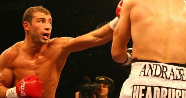 Stire din Sport : Box / Bute nu vrea să mai boxeze în România
