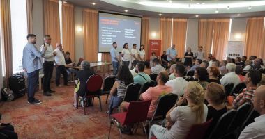 Stire din Politică-Administrație : Lucian Muflic, noul președinte al PLUS Constanța
