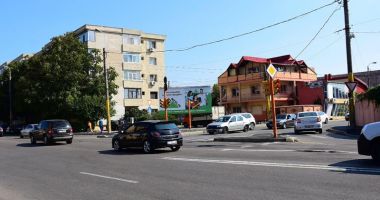 Stire din Social : Continuă asfaltarea,  la Constanța! Lucrări de frezare  în cartierul Inel II