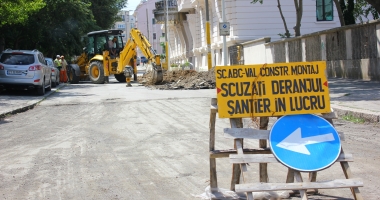 Stire din Social : Primăria Constanța. Se lucrează la trotuare și carosabil, pe mai multe străzi