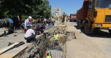 Rețeaua de apă potabilă de pe bd-ul 1 Mai, modernizată pe bani europeni - 2