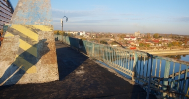 Stire din Politică-Administrație : În ce stadiu sunt lucrările de reabilitare a podului rutier din Medgidia