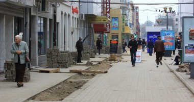 Galerie FOTO. Constanța, plină de tranșee și mormane de pământ - 10