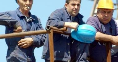 Stire din Economie : Lucrătorii români ieftini nu atrag investitorii