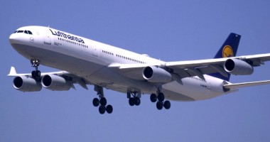 Stire din Economie : Greva personalului navigant de la Lufthansa provoacă anularea a 20 de zboruri