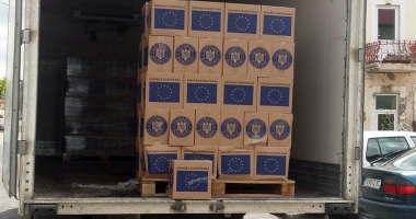 Stire din Politică-Administrație : Primăria Lumina redistribuie pachetele cu alimente de la UE
